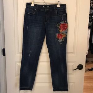 Kut from the Kloth Reese Ankle Straight Leg size 6